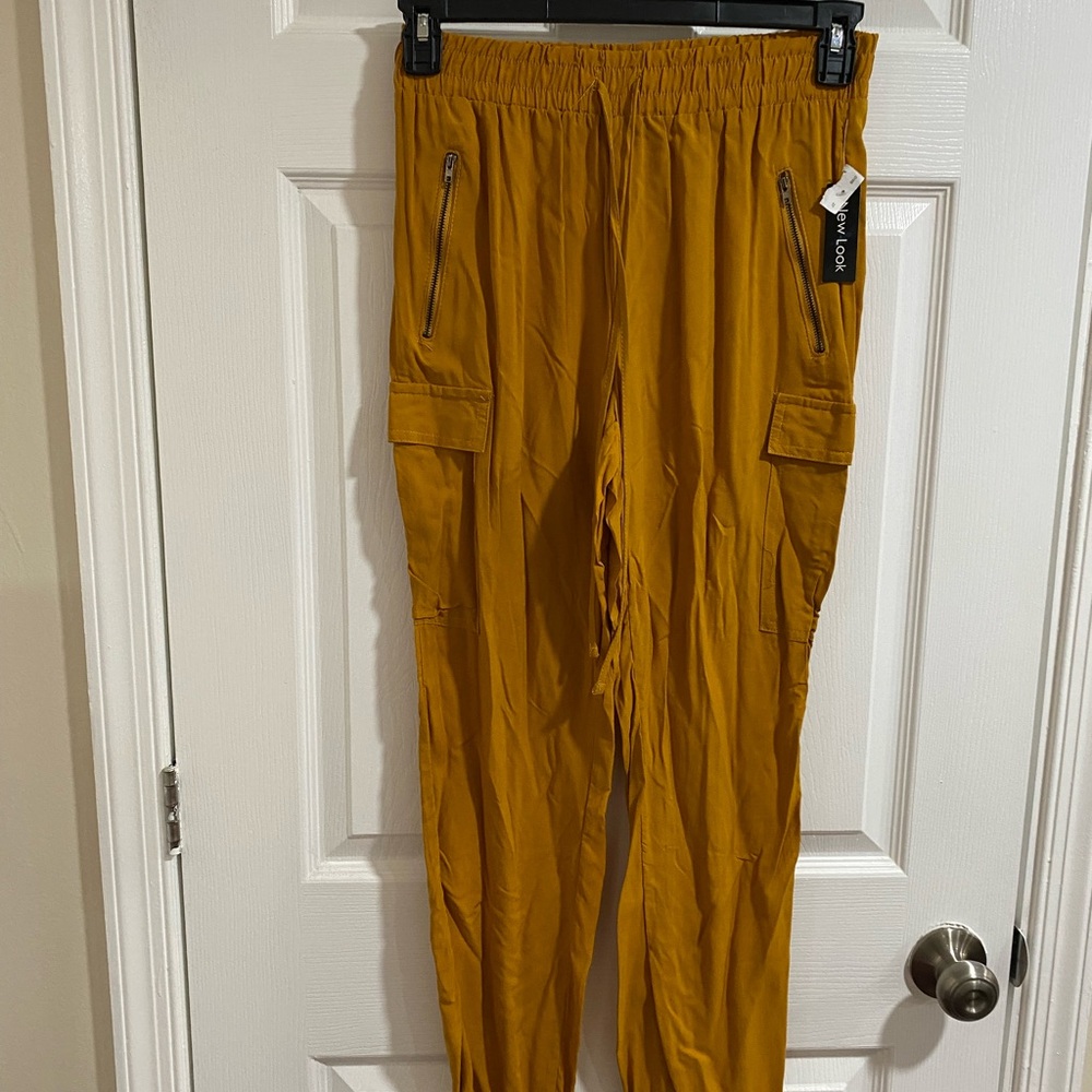 New Look Yellow Cargo Pants Relaxed Fit